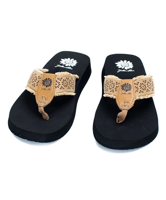 New ⌛ Yellow Box ???? Shoes Taupe Perforated Floral Florez ???? Sandal - ???? Women ⭐ 4 New ⌛ Yellow Box ???? Shoes Taupe Perforated Floral Florez ???? Sandal - ???? Women ⭐ - Image 4